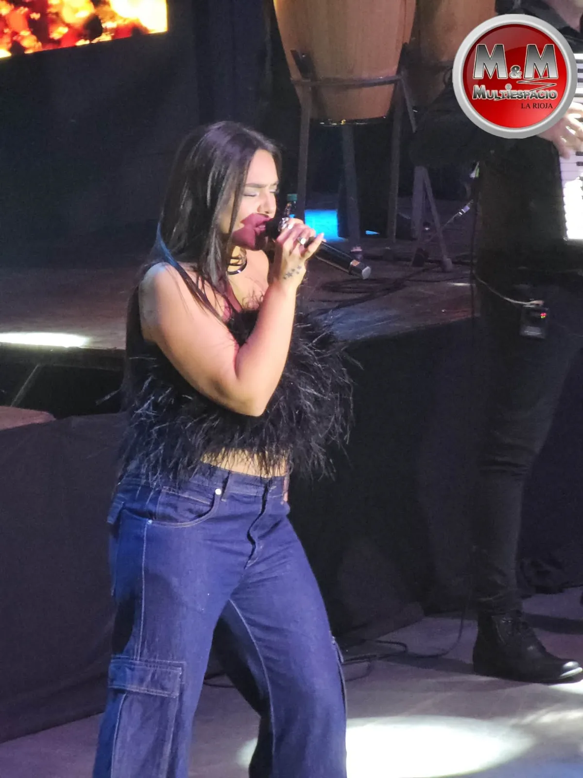 ÁNGELA LEIVA